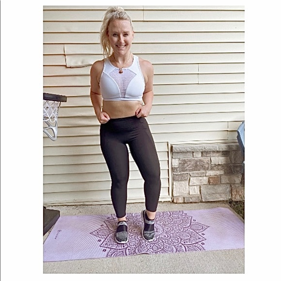 Meet your Posher, Maris - Picture 1 of 1